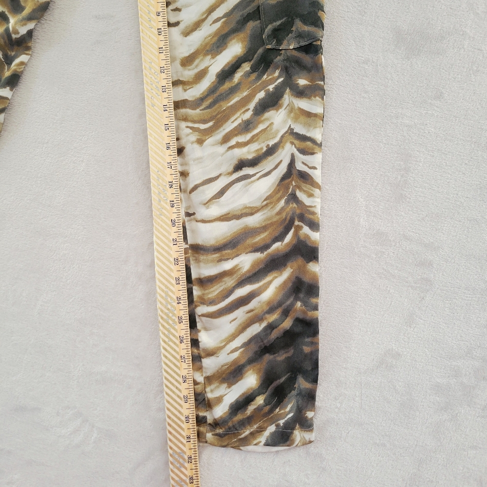 Diega Patrelo Silky Tiger Print Camo Cargo Pants XS - Picture 9 of 13